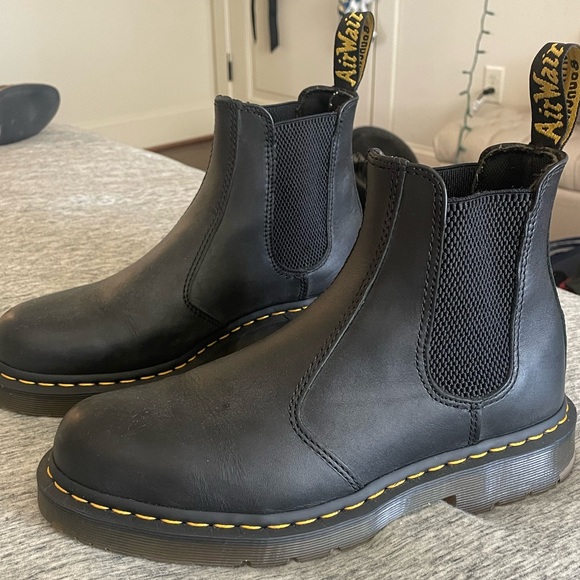 Dr. Martens boots - Picture 1 of 4